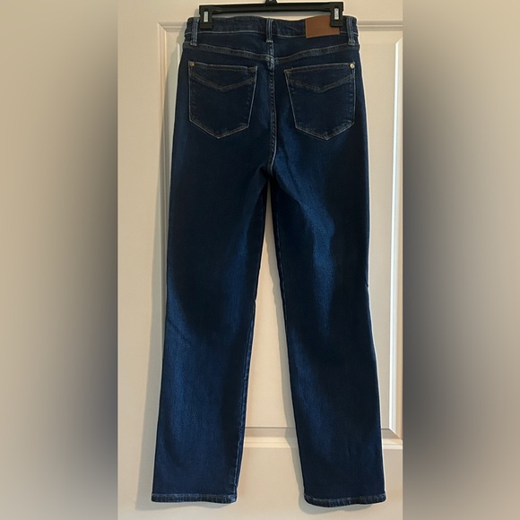 New Condition Judy Blue size 7/28 Straight Leg Non-Distressed jeans - Picture 2 of 6